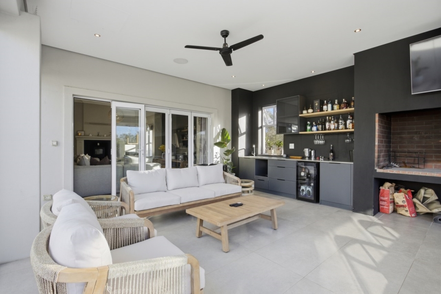 4 Bedroom Property for Sale in Val De Vie Estate Western Cape